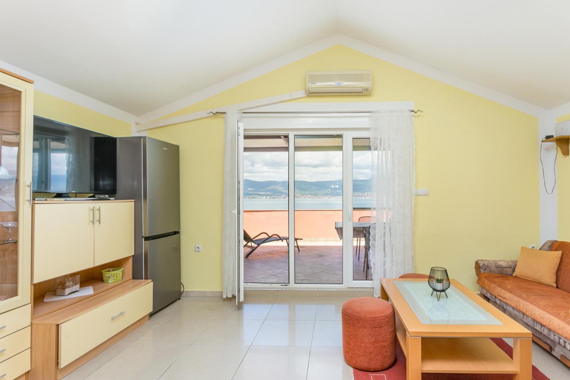 Apartments By The Sea Slatine, Ciovo - 11126 Zimmer foto